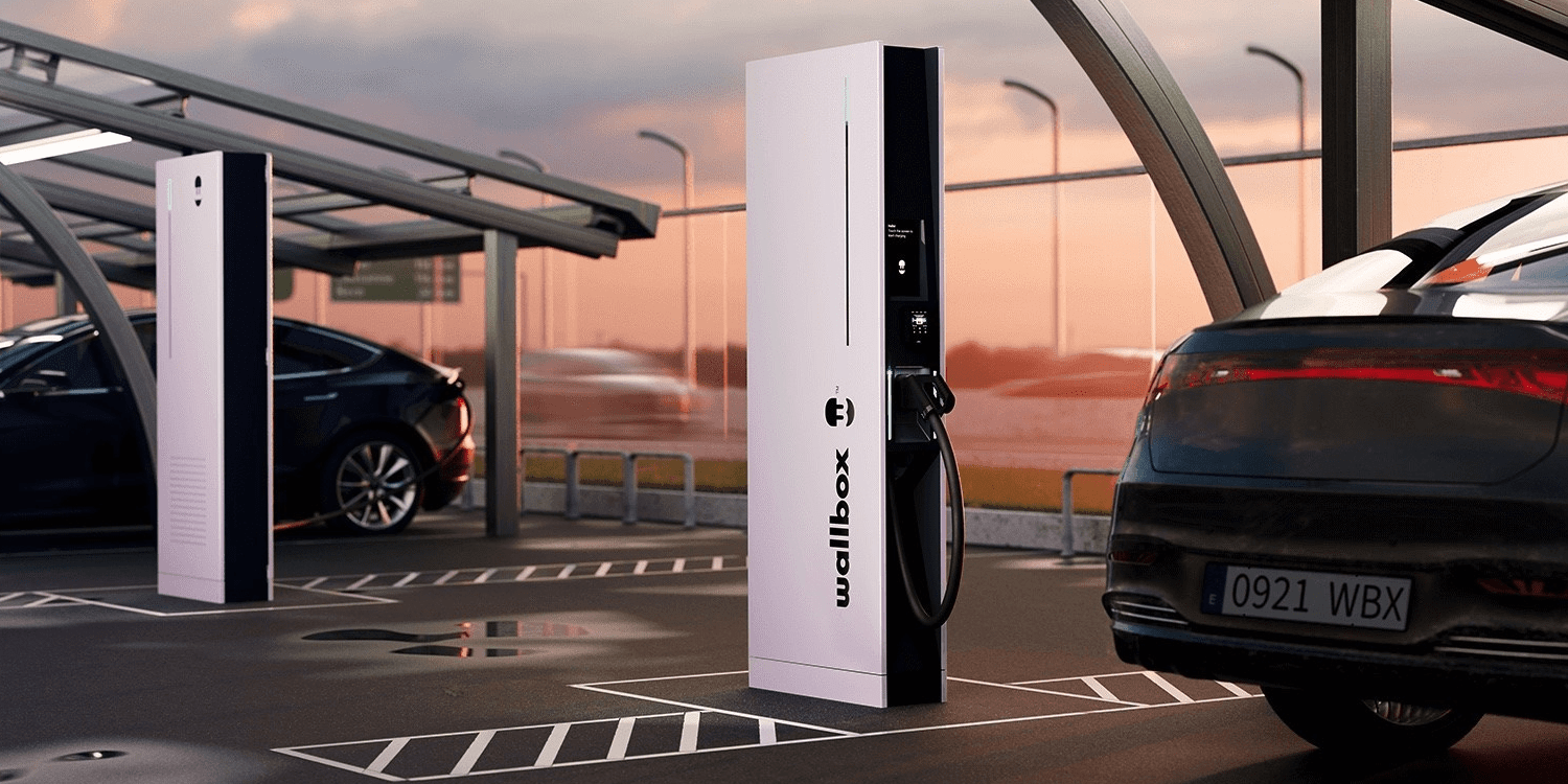 The Wallbox Hypernova hyperfast DC charging solution delivers up to 400kW of charging power