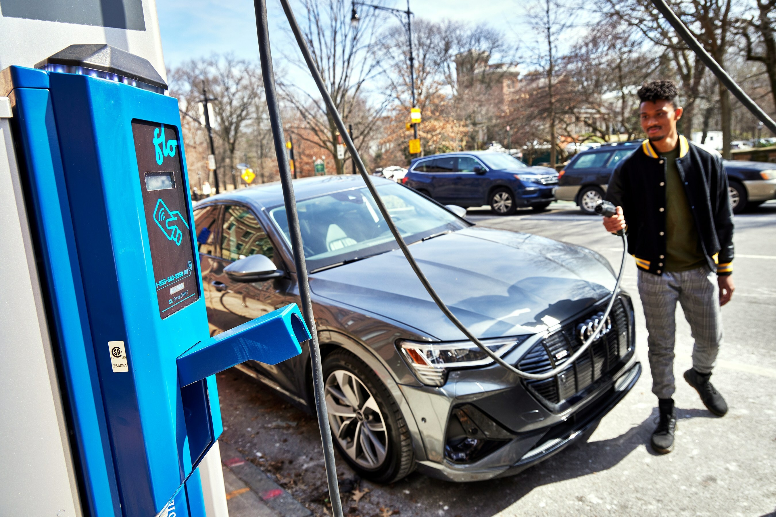 Flo has been named as a founding member of the National Charging Experience Consortium led by the US DOE. Photo: CNW Group/Flo