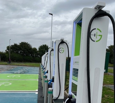 The House of Lords committee found that considerable issues remain both around the sufficient distribution of chargepoints across the regions of the UK and the number of rapid chargepoints at motorway service areas