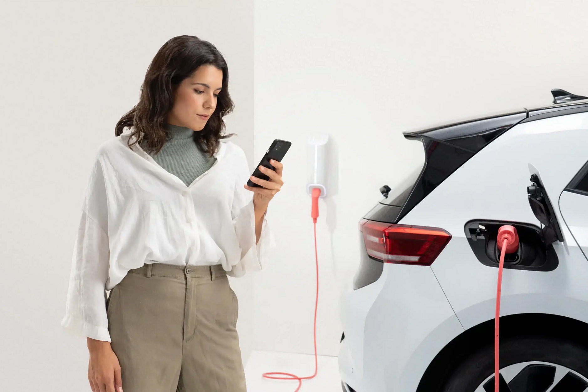 After almost 20 unique grid imbalances in 2023, EV charging platform Monta’s new solution, PowerBank, is set to support, sustain, and develop the UK's power grid. Photo: Monta