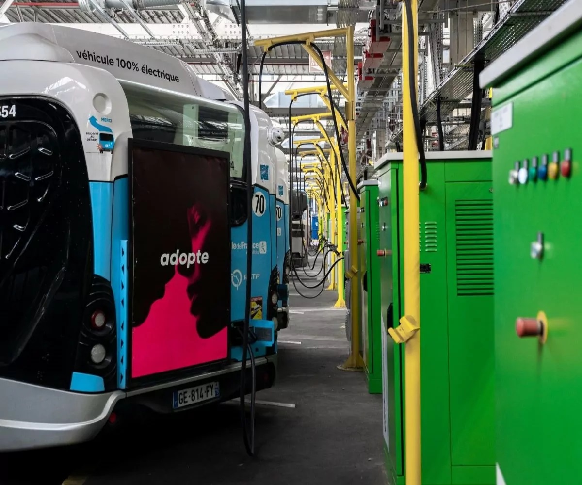 RATP is upgrading its charging infrastructure by deploying a network of 1,100 chargers. Photo: RATP